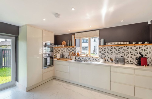 Wing Cottage | Whitehill Barn - UK47195