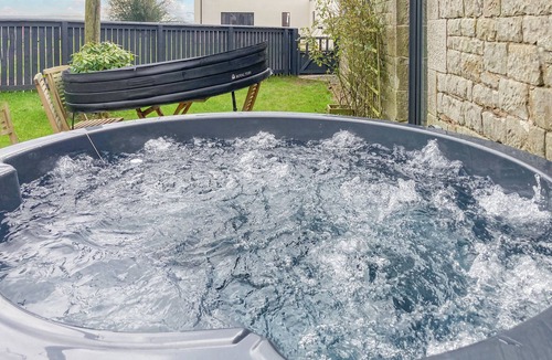 Wing Cottage | Whitehill Barn - UK47195