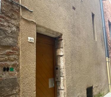 Cahors Old Town Apartment | WhiteHorse 3 CahorsCityStay
