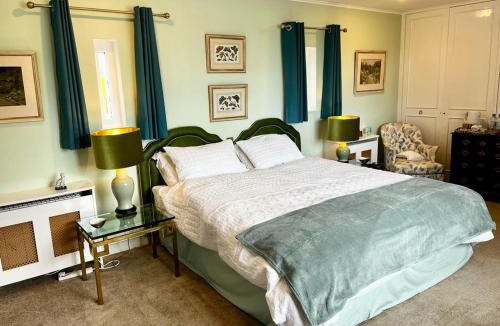 Kilkenzie Bed & Breakfast | Whitehouse