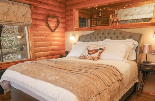 Barnoldswick Cottage | WHITEMOOR LODGE, pet friendly, with open fire in Salterforth