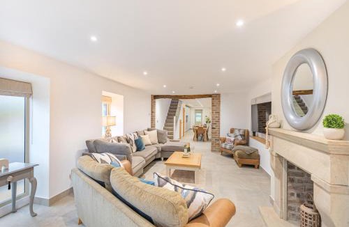Trawden House | Whiteoak Cottage