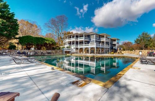 Ellijay House | Whitepath Lodge & Resort #B
