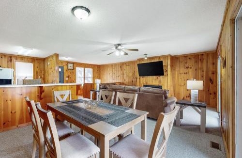 Ellijay House | Whitepath Lodge & Resort #B