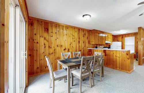 Ellijay House | Whitepath Lodge & Resort #B