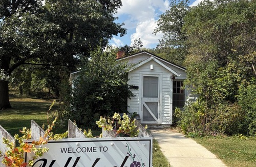 Coon Rapids Cottage | Whiterock Conservancy - Hollyhock Cottage