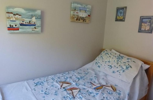 Hastings Apartment | WhiteRock Rocks !!