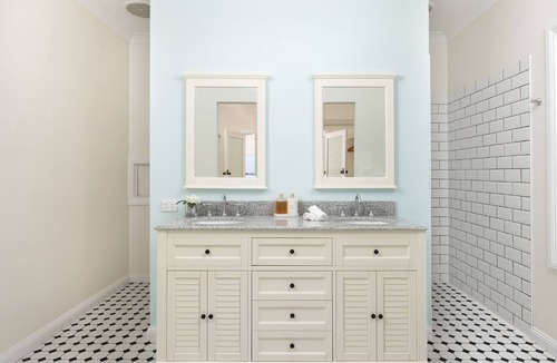 Pindimar House | Whitesands of Pindimar