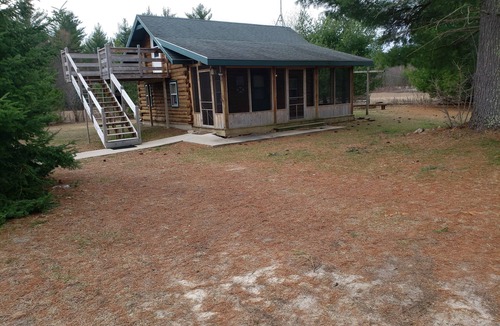 Black River Falls Cabin | Whitetail Cabin