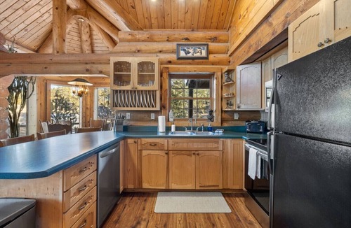 Custer Cabin | Whitetail Springs Ranch Retreat