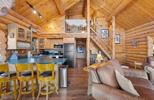 Custer Cabin | Whitetail Springs Ranch Retreat