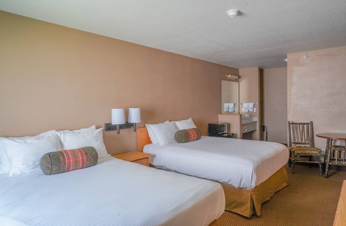 Big Sky Hotel | Whitewater Inn
