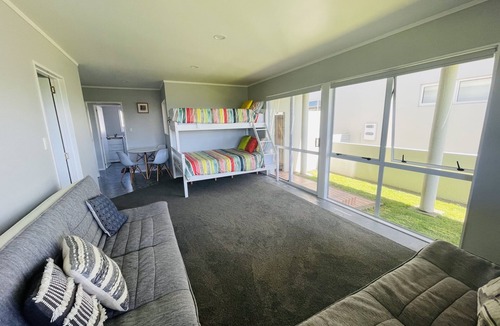 Whitianga House | Whitianga Beachfront