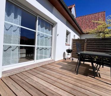 Condette House | Whitley cottage