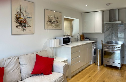 Whitley Apartment | Whitley Old Garage