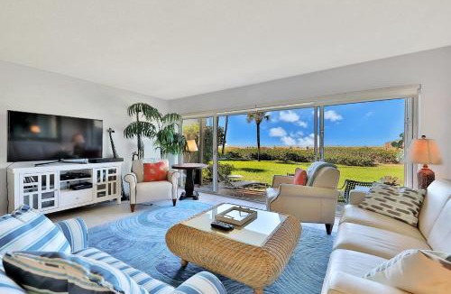 Whitney Beach Apartment | Whitney Beach View 332