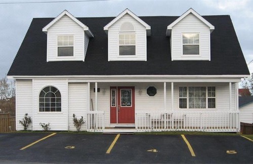 Twillingate Hotel | Whitsha Inn B&B
