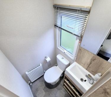 Seasalter Resort | Whitstable Neptune