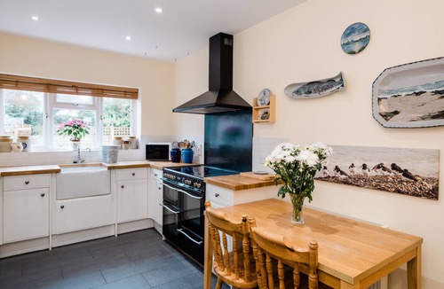 Swalecliffe House | Whitstable's Beachcombers, sleeps 10, Dog friendly