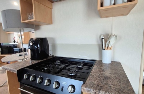 Seasalter House | Whitstable Vacation - Alberta Holiday Park