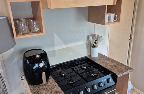 Seasalter House | Whitstable Vacation - Alberta Holiday Park