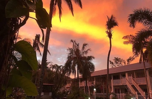 Jubilee Pocket Apartment | Whitsundays Mango House Studio with Pool