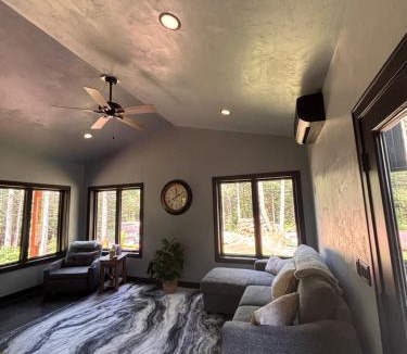 Mellen House | Whittlesey Hideaway