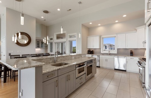 Southern Shores House | Who's On First: Oceanfront, Pool, Theater, Elevator
