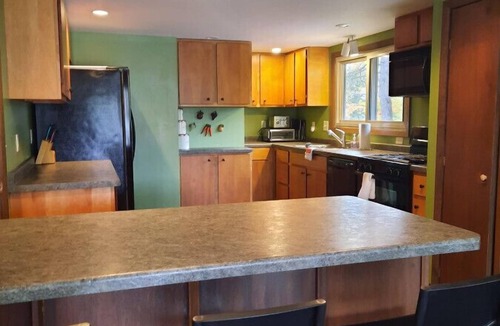 Michigamme Apartment | Whole home, private lake, sauna, WFH office