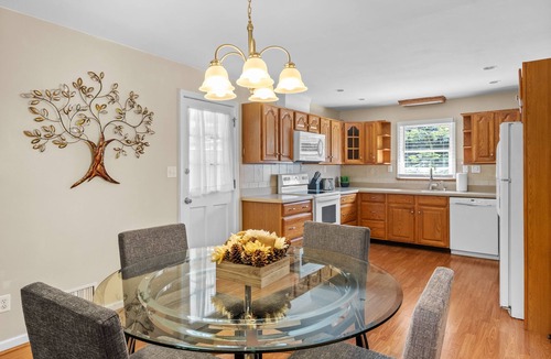 Clarkdale House | WHOLE Home with BASEMENT on 3 Acres