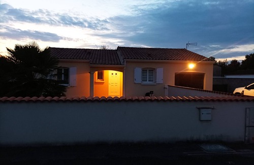 Boutiers-Saint-Trojan House | Whole house near Cognac