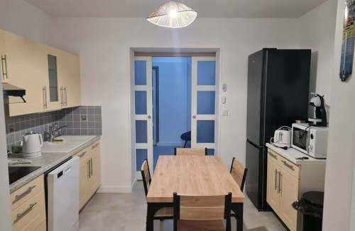 Roye House | Whole house: accommodation - Roye, France