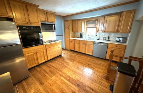 Chili Center House | Whole House By RIT/Airport/UofR