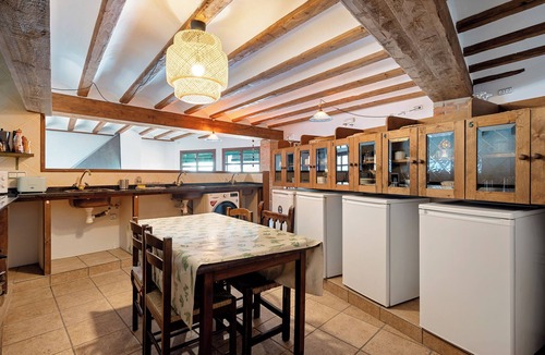 Montblanc House | Whole House 'Cal Tous' with Mountain View, Shared Terrace and Wi-Fi