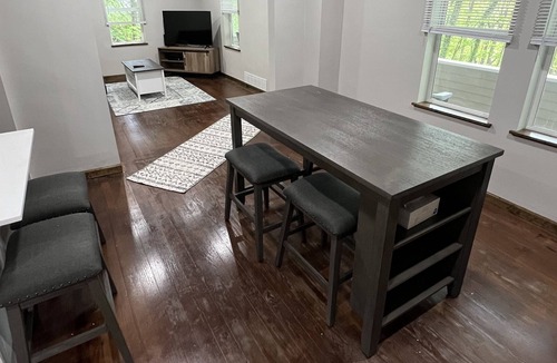 Ligonier House | Whole house! Comfortable 3 bed, 2 bath fully remodeled