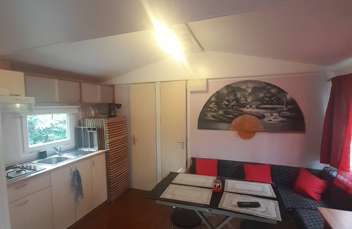 Saint-Cheron House | Whole house