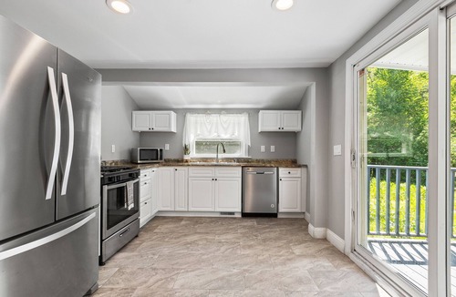 Foxboro House | Whole house Gillette Stadium Forest