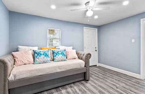 South Dallas - Fair Park House | Whole House Near Downtown Dallas