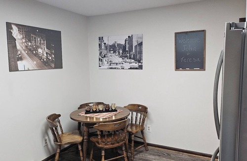 Janesville Condo | Whole House - Sleeps 6 - Remodeled Kitchen & Bath - Near I-90 - North Side Jvl