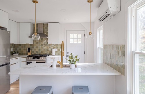 Mount Marion House | Whole Modern House on Trestle Trail