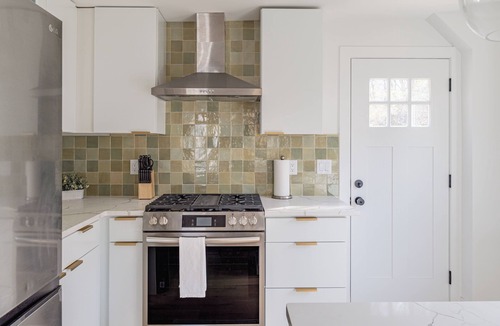 Mount Marion House | Whole Modern House on Trestle Trail