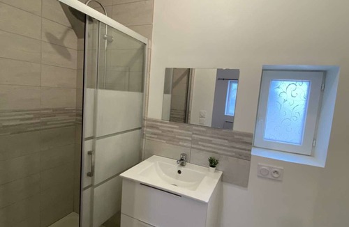 Saint-Martin-sur-Ocre Apartment | Whole studio 2 persons