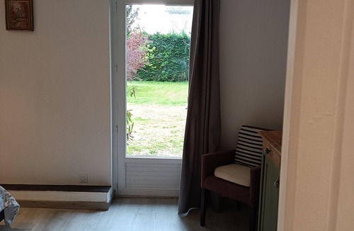 Riscle Apartment | Whole unit sleeps 6