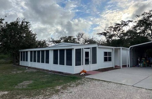 Rockport House | “Whooperazzi” The Sunrise Bay View Camper