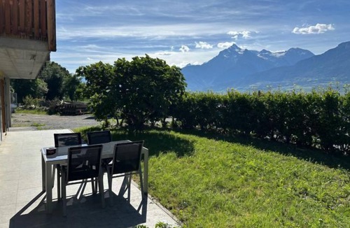 Salins Apartment | Why not à 5 mns de Sion