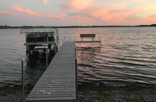 Faribault House | Why not stay at the lake?