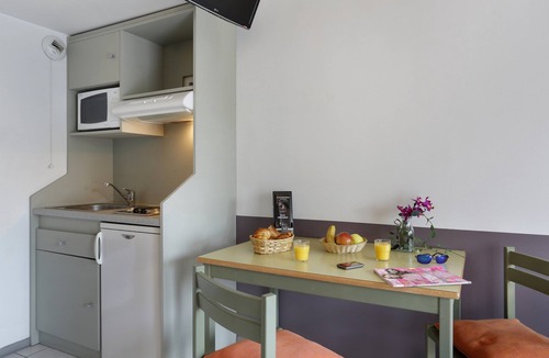 Merville Apartment | Wi-Fi gratuit! Studio Climatisé proche de Toulouse