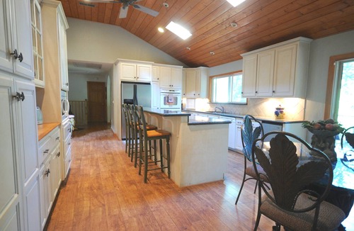 Pollock Pines House | Wicker Moose Manor - 3600 Sq Ft Multi-Family Getaway!