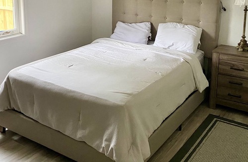 North Kingstown House | Wickford Summer Cottage