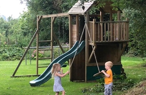 Leominster Bed & Breakfast | Wickton Court